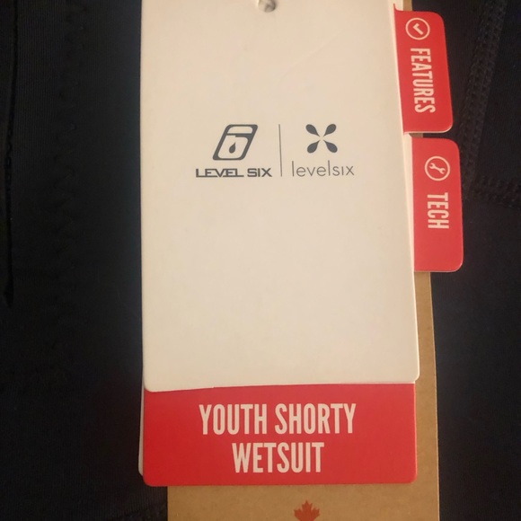 Level Six Neoprene Youth Shorty Wetsuit NWT - Picture 3 of 4
